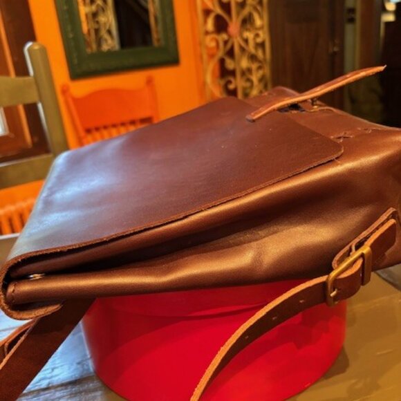 Embrazio Revival Small Handmade Leather Backpack - Coffee - Picture 7 of 10